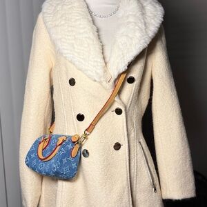 Guess Cream Faux Fur Coat